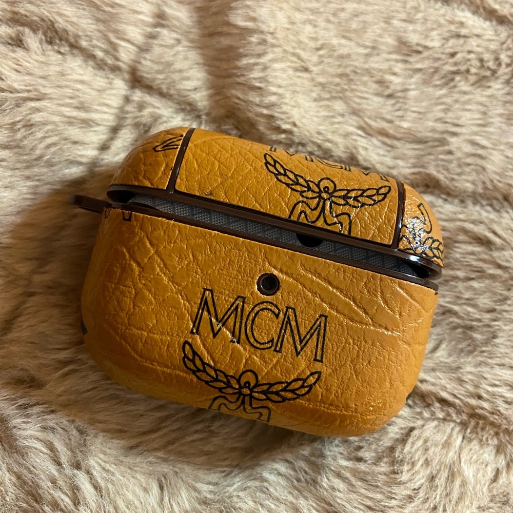 MCM Airpod Pro case